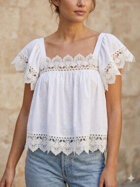 Timing White Lace-Trim Square Neck Crop Top